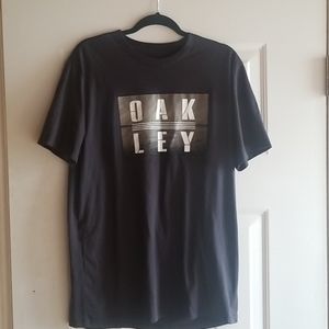 Mens Oakley Tshirt